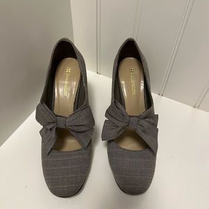 Naturalizer heels size 7.5M